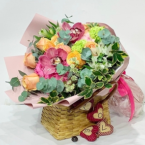 VD219 Garden of Romance